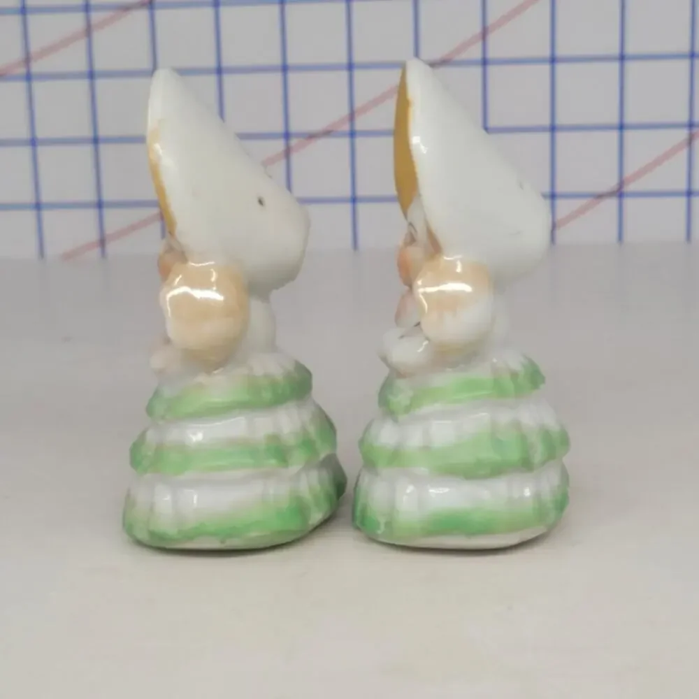 Coquette Porcelain Salt Pepper Shakers Bonnet Parasol Twin Lolita Vintage Ladies